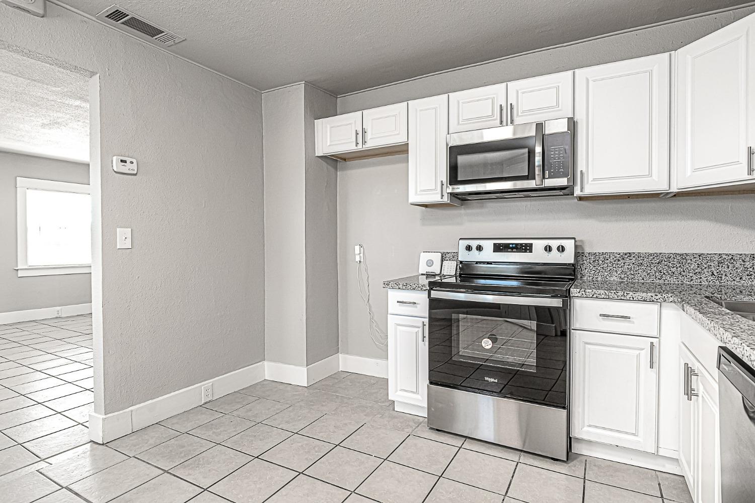 Detail Gallery Image 9 of 23 For 4733 Yosemite Blvd, Modesto,  CA 95357 - – Beds | – Baths