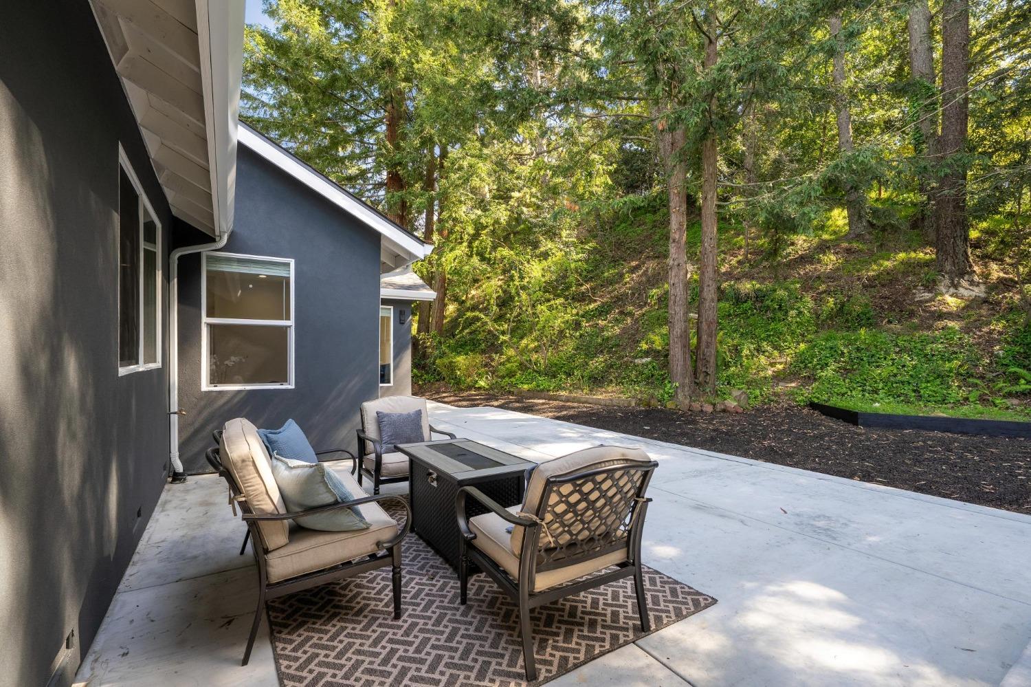 Detail Gallery Image 55 of 71 For 12801 Brookpark Rd, Oakland,  CA 94619 - 4 Beds | 2 Baths