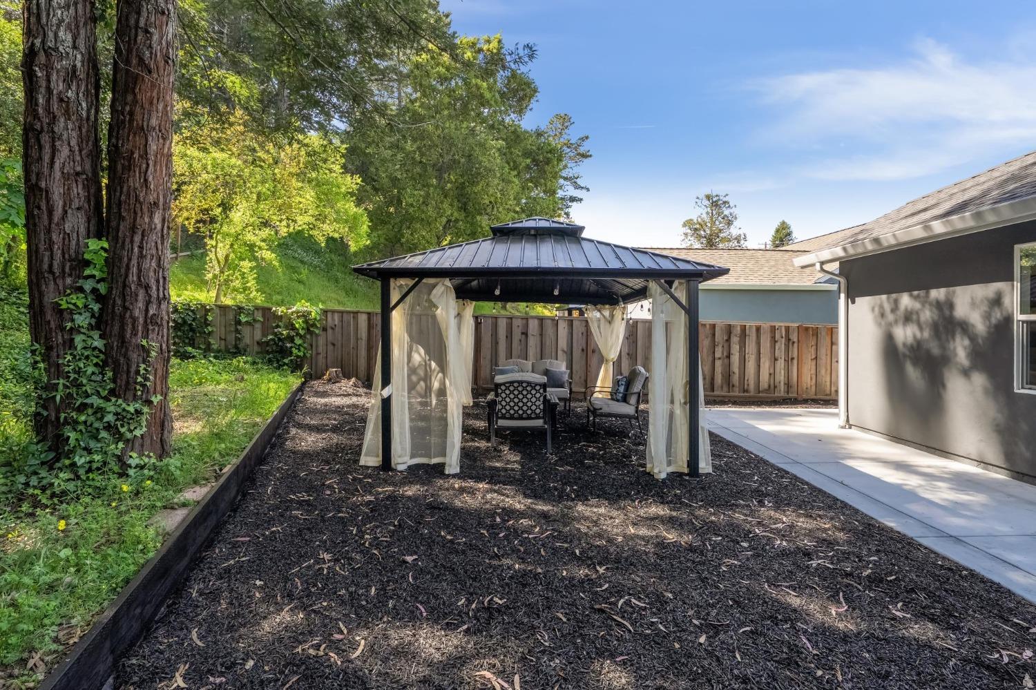 Detail Gallery Image 58 of 71 For 12801 Brookpark Rd, Oakland,  CA 94619 - 4 Beds | 2 Baths