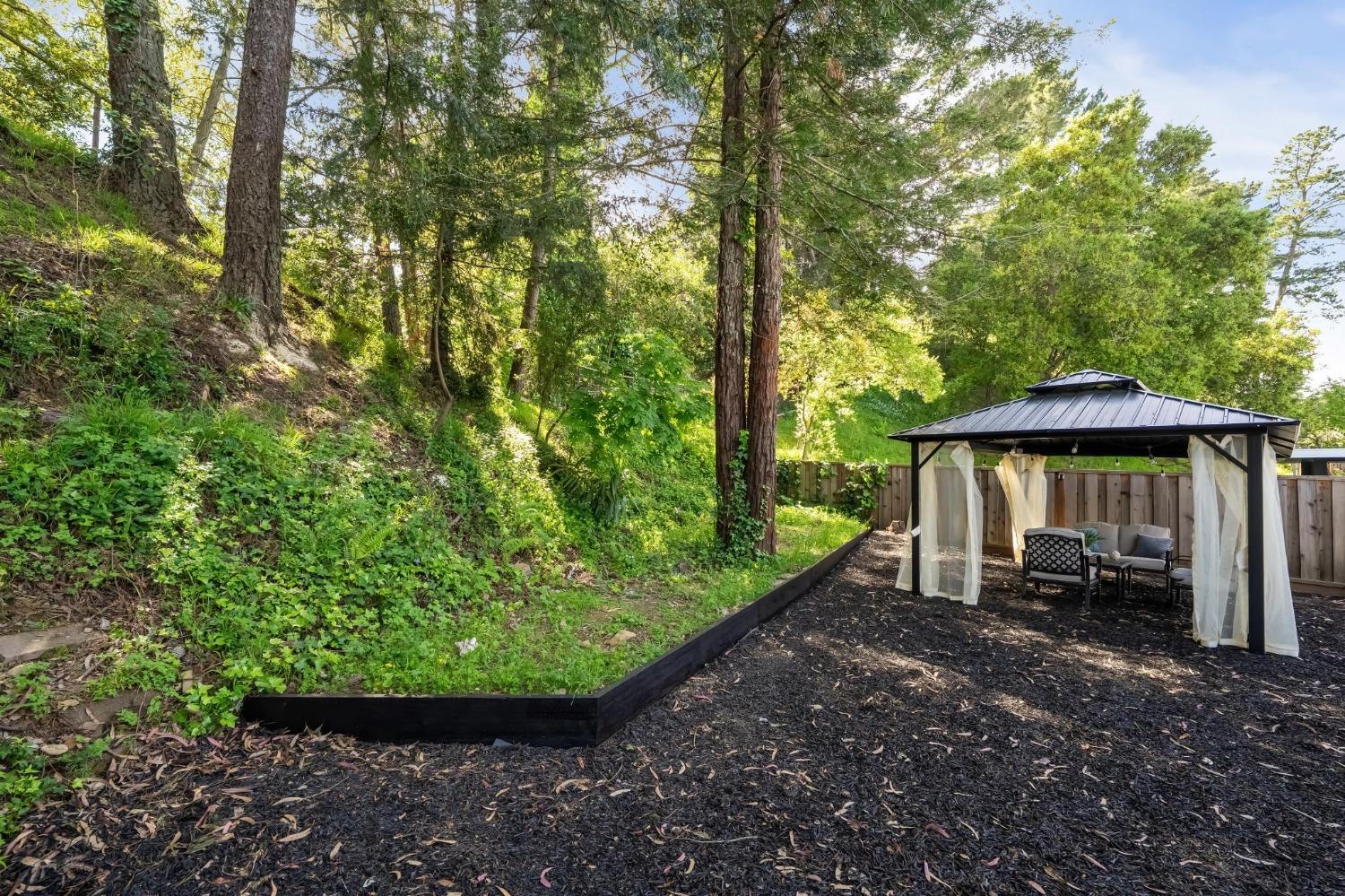 Detail Gallery Image 56 of 71 For 12801 Brookpark Rd, Oakland,  CA 94619 - 4 Beds | 2 Baths