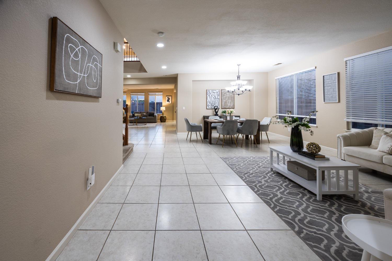 Detail Gallery Image 18 of 61 For 16259 Adobe Way, Lathrop,  CA 95330 - 4 Beds | 3 Baths