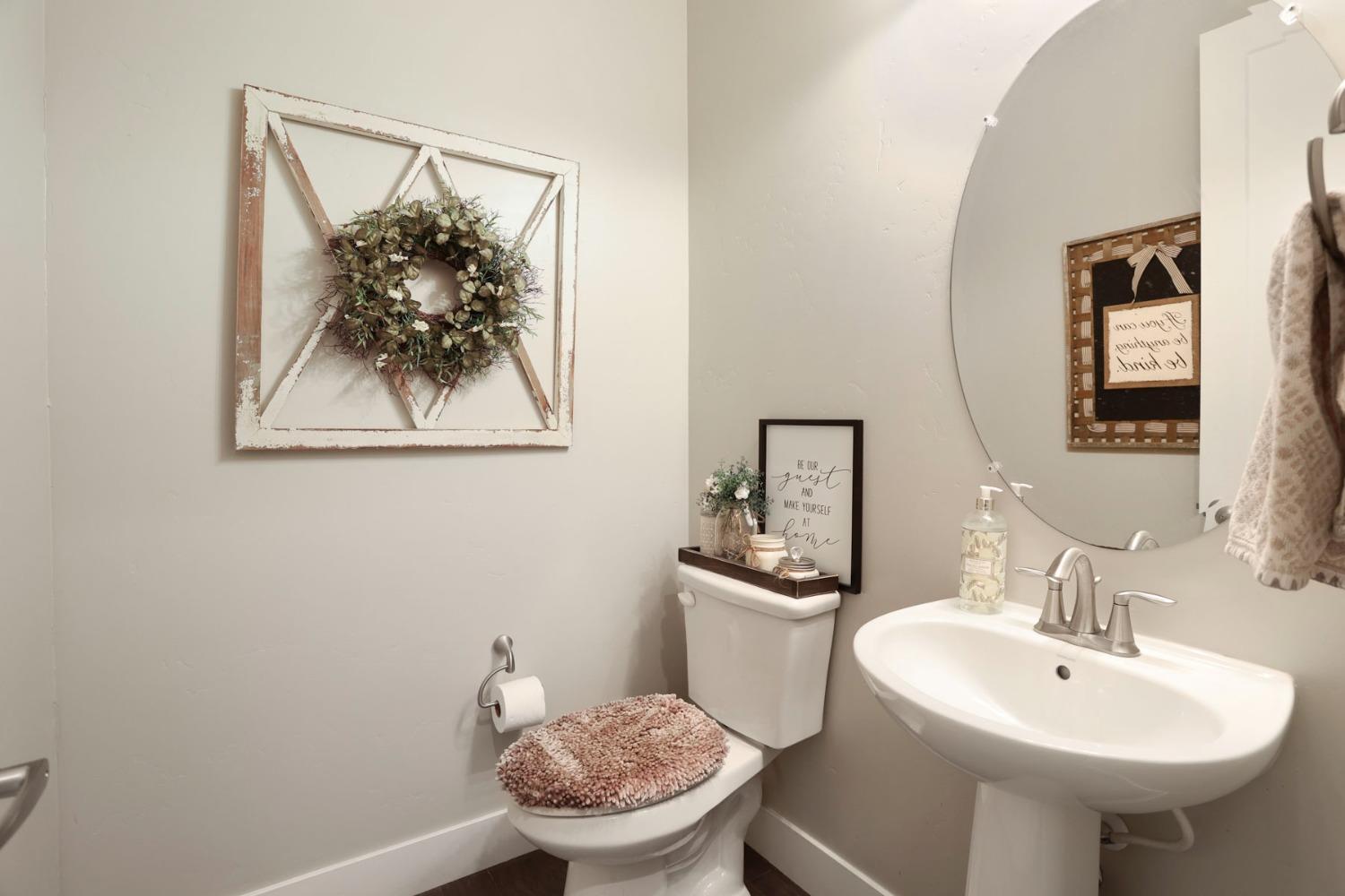 Detail Gallery Image 12 of 70 For 14928 Retreats Trail Ct, Rancho Murieta,  CA 95683 - 4 Beds | 3/1 Baths