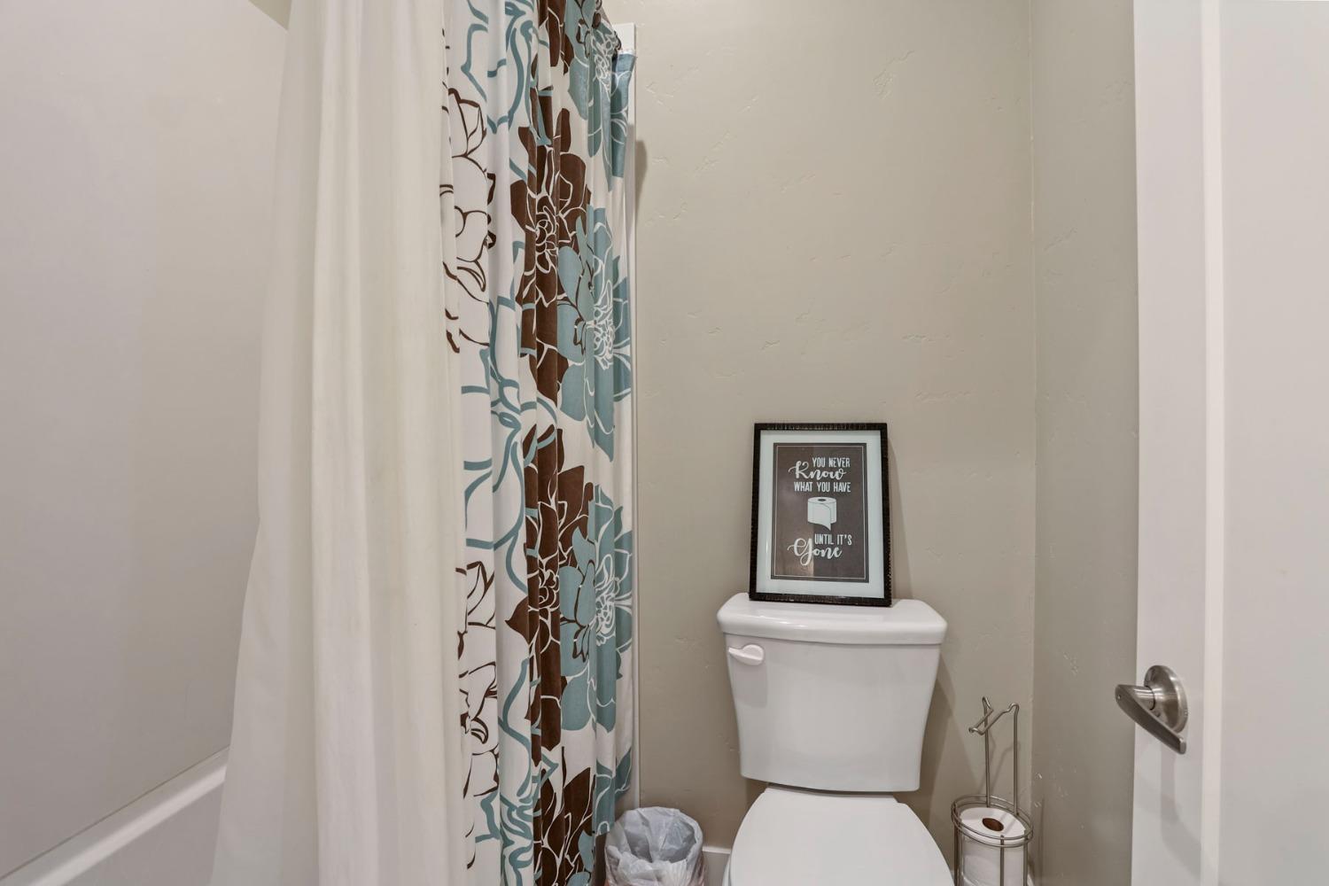 Detail Gallery Image 23 of 70 For 14928 Retreats Trail Ct, Rancho Murieta,  CA 95683 - 4 Beds | 3/1 Baths