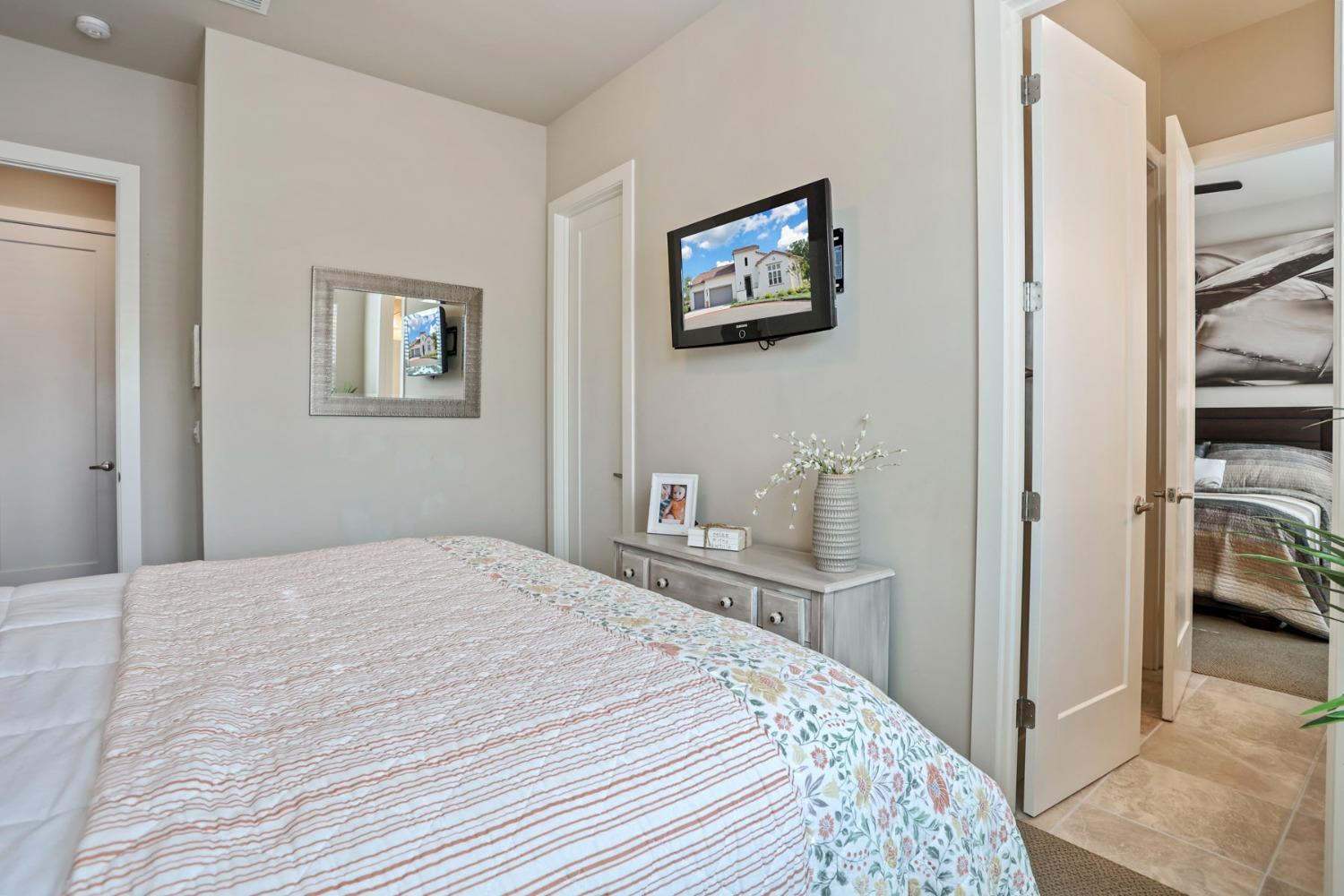 Detail Gallery Image 20 of 70 For 14928 Retreats Trail Ct, Rancho Murieta,  CA 95683 - 4 Beds | 3/1 Baths