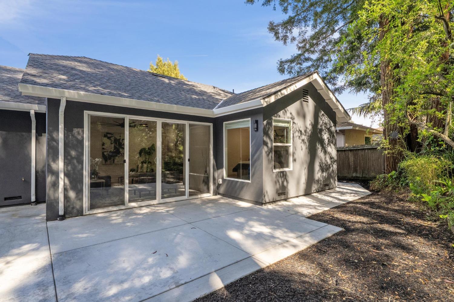 Detail Gallery Image 51 of 71 For 12801 Brookpark Rd, Oakland,  CA 94619 - 4 Beds | 2 Baths