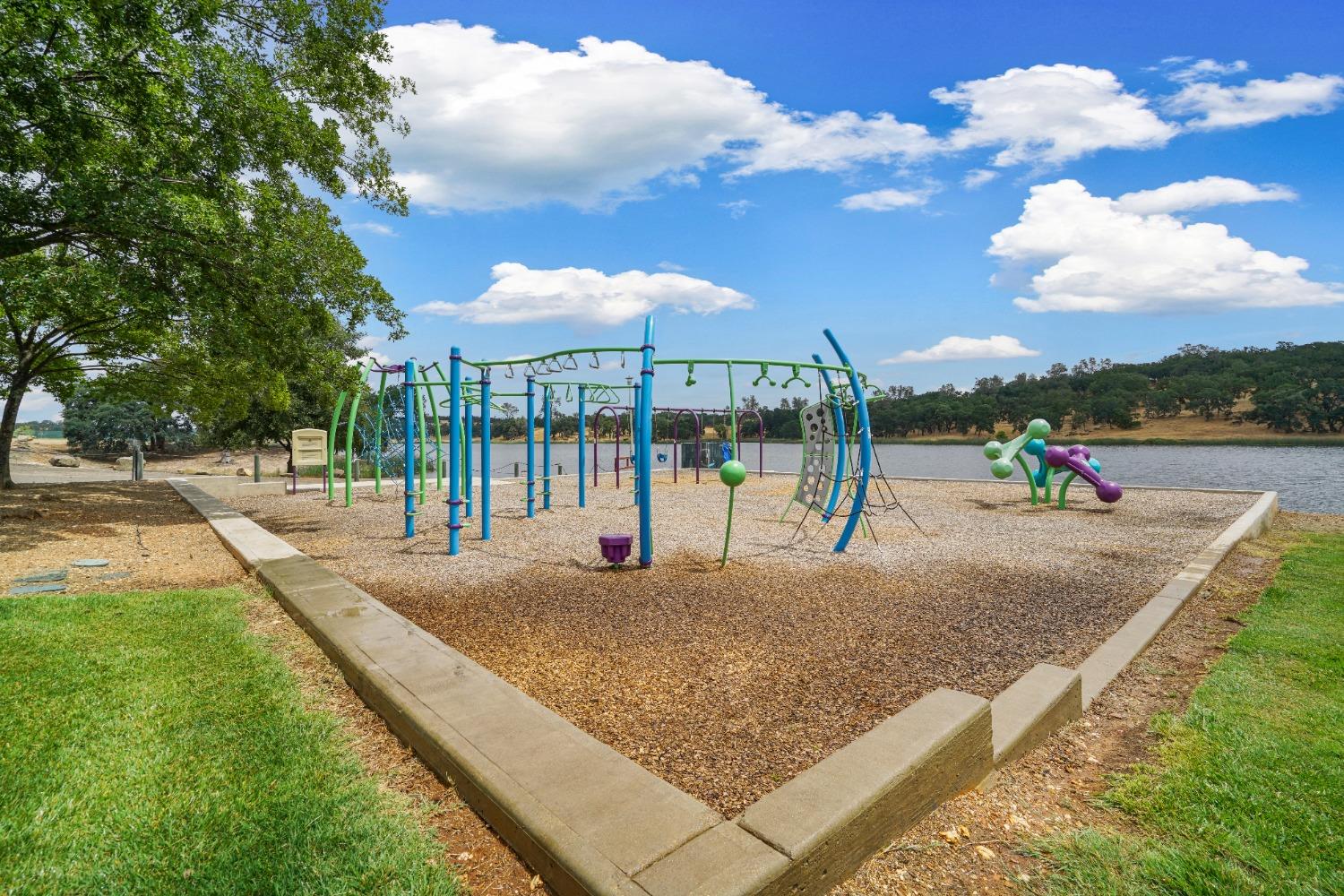 Detail Gallery Image 63 of 70 For 14928 Retreats Trail Ct, Rancho Murieta,  CA 95683 - 4 Beds | 3/1 Baths