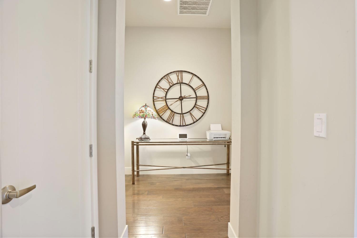 Detail Gallery Image 13 of 70 For 14928 Retreats Trail Ct, Rancho Murieta,  CA 95683 - 4 Beds | 3/1 Baths