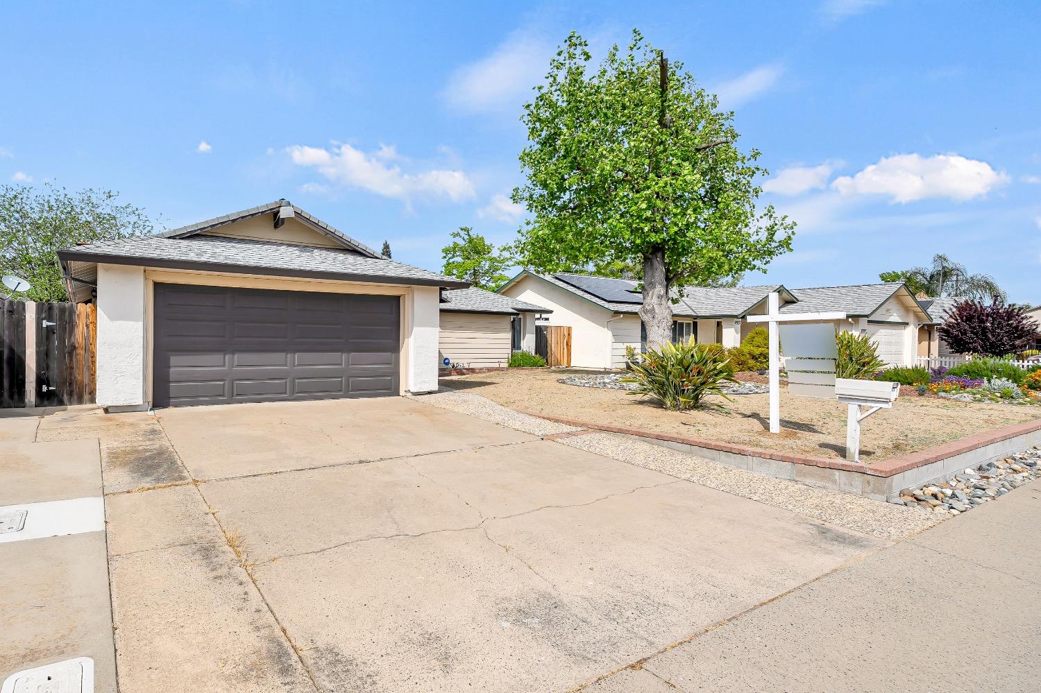 Detail Gallery Image 3 of 40 For 9553 Helio Dr, Sacramento,  CA 95827 - 4 Beds | 2 Baths