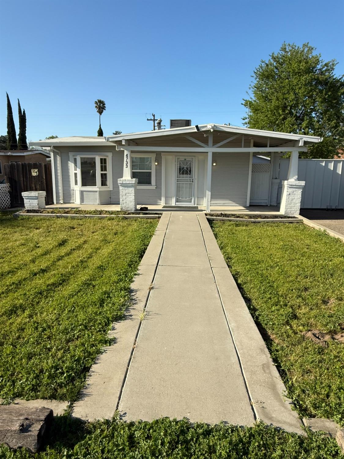 Detail Gallery Image 1 of 23 For 4733 Yosemite Blvd, Modesto,  CA 95357 - – Beds | – Baths