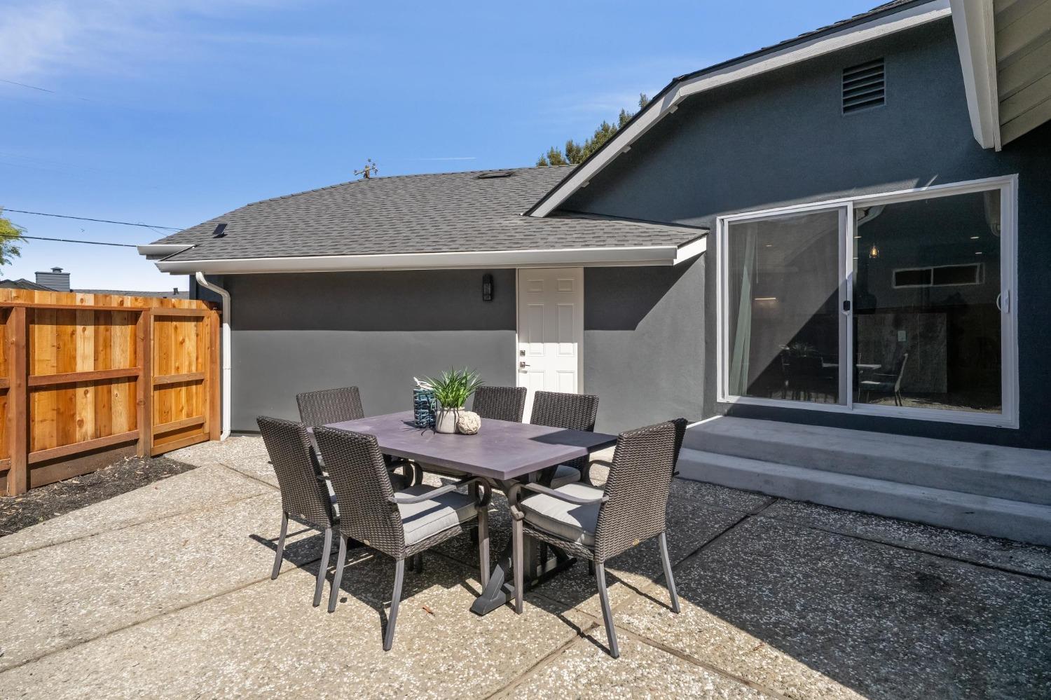 Detail Gallery Image 69 of 71 For 12801 Brookpark Rd, Oakland,  CA 94619 - 4 Beds | 2 Baths