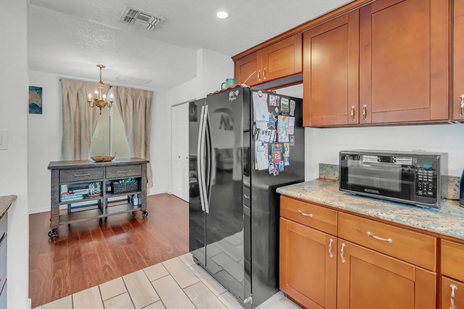 Detail Gallery Image 19 of 40 For 9553 Helio Dr, Sacramento,  CA 95827 - 4 Beds | 2 Baths