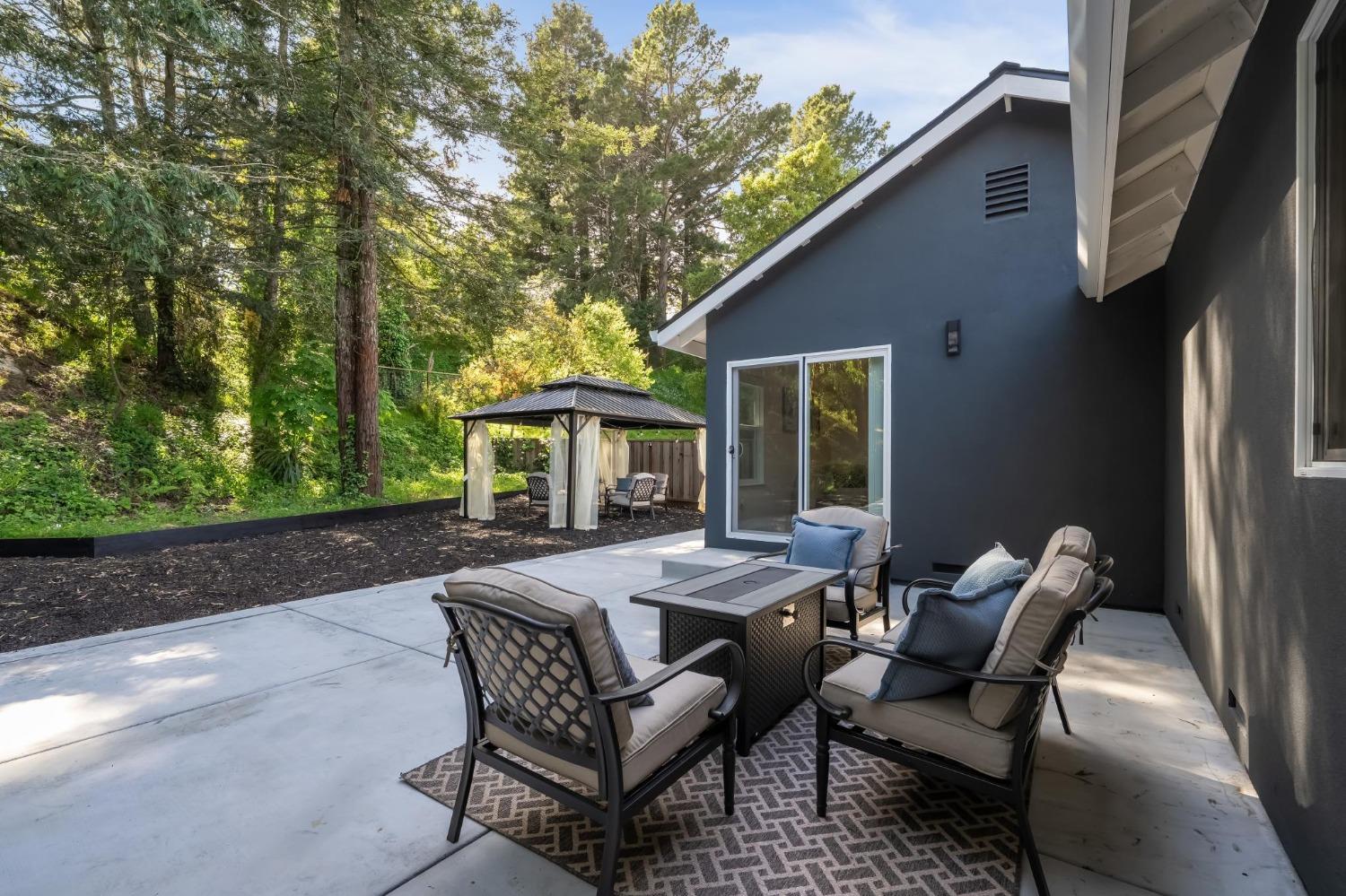 Detail Gallery Image 54 of 71 For 12801 Brookpark Rd, Oakland,  CA 94619 - 4 Beds | 2 Baths