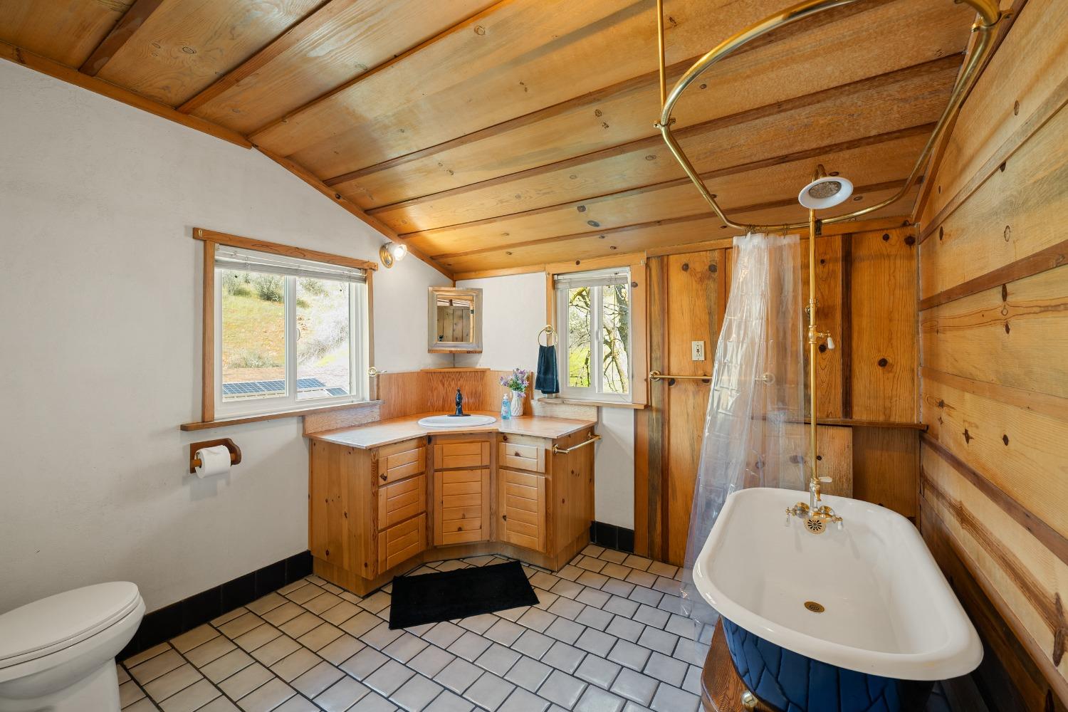 Detail Gallery Image 51 of 71 For 9000 Six Bit Ranch Rd, Chinese Camp,  CA 95309 - 3 Beds | 2 Baths