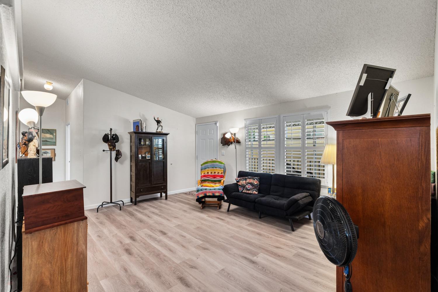 Detail Gallery Image 13 of 57 For 3917 Moana Way 36, Modesto,  CA 95355 - 3 Beds | 2 Baths