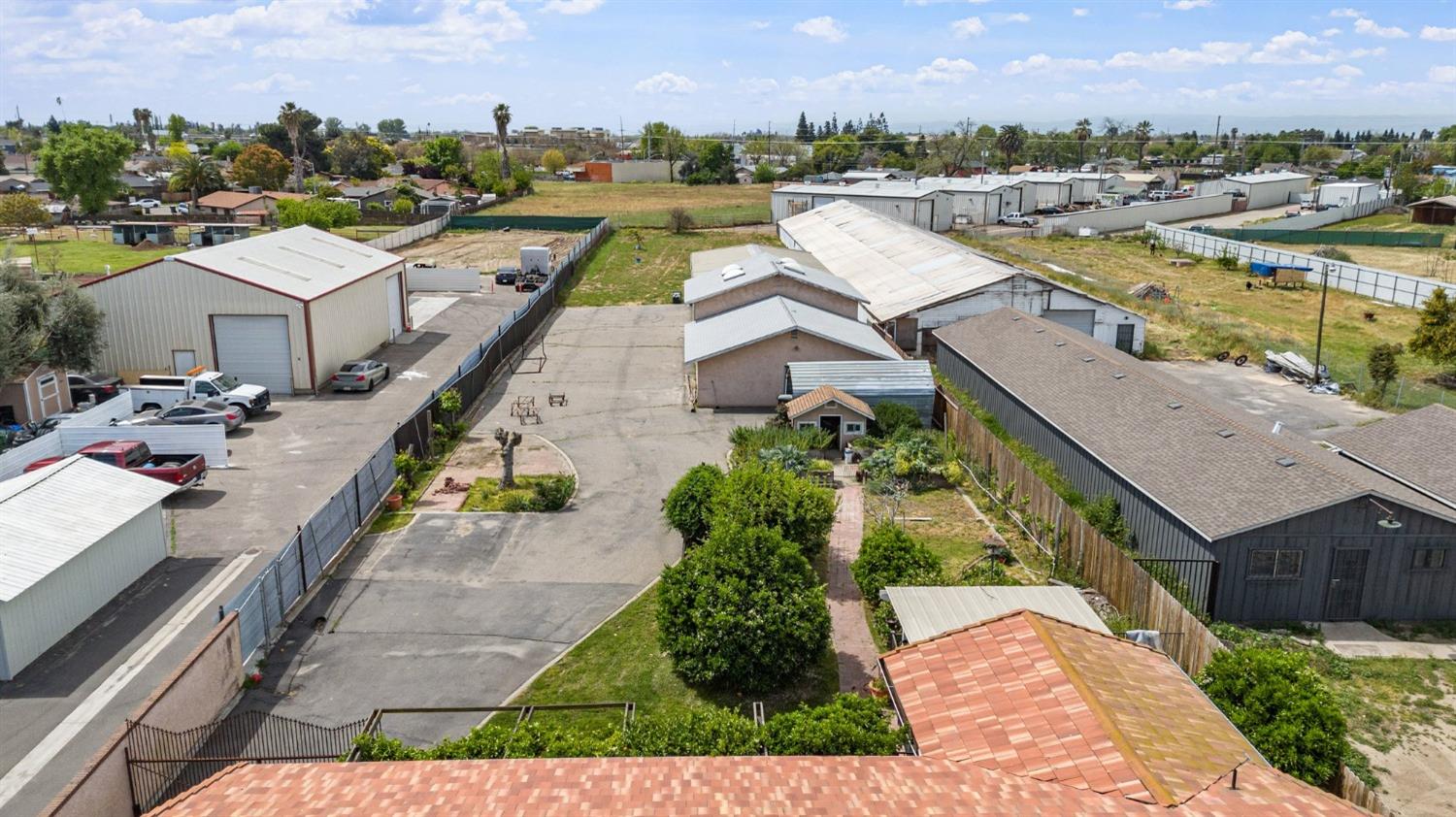 9th Street, Turlock, California image 39