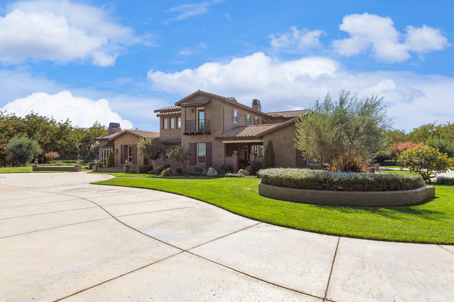 Detail Gallery Image 7 of 79 For 618 Elfers Rd, Patterson,  CA 95363 - 5 Beds | 5/1 Baths
