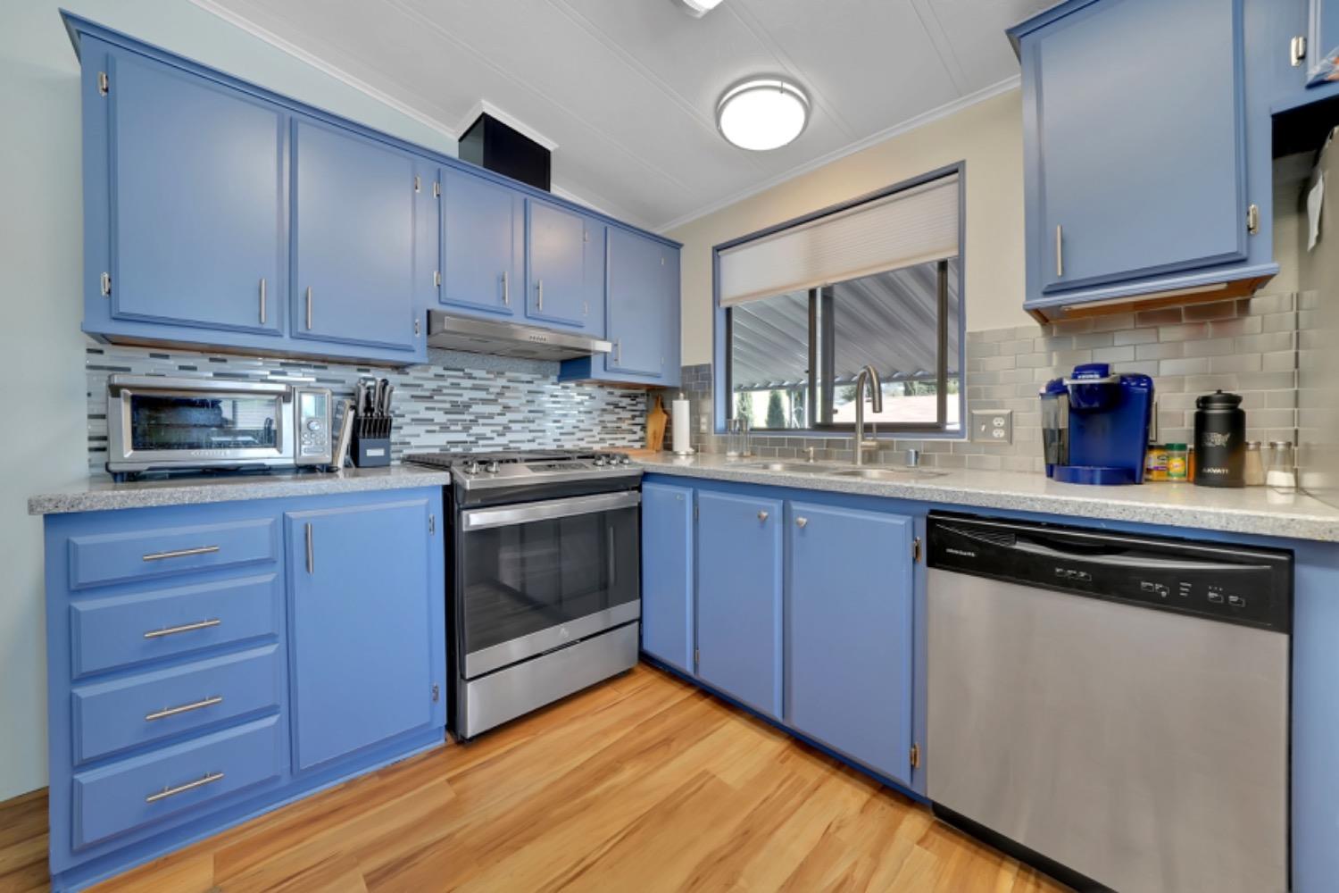 Detail Gallery Image 7 of 29 For 20 Rollingwood 19, Jackson,  CA 95642 - 2 Beds | 2 Baths