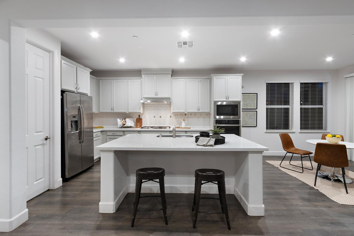 Detail Gallery Image 24 of 88 For 1667 Ball Pl, Woodland,  CA 95776 - 4 Beds | 4 Baths
