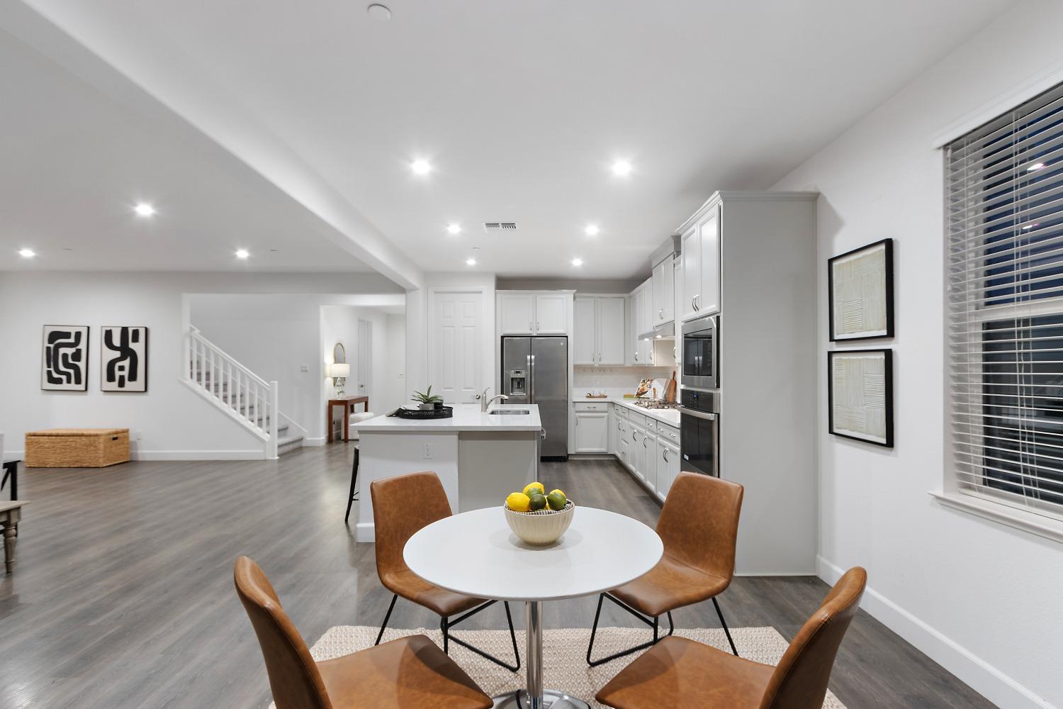 Detail Gallery Image 27 of 88 For 1667 Ball Pl, Woodland,  CA 95776 - 4 Beds | 4 Baths
