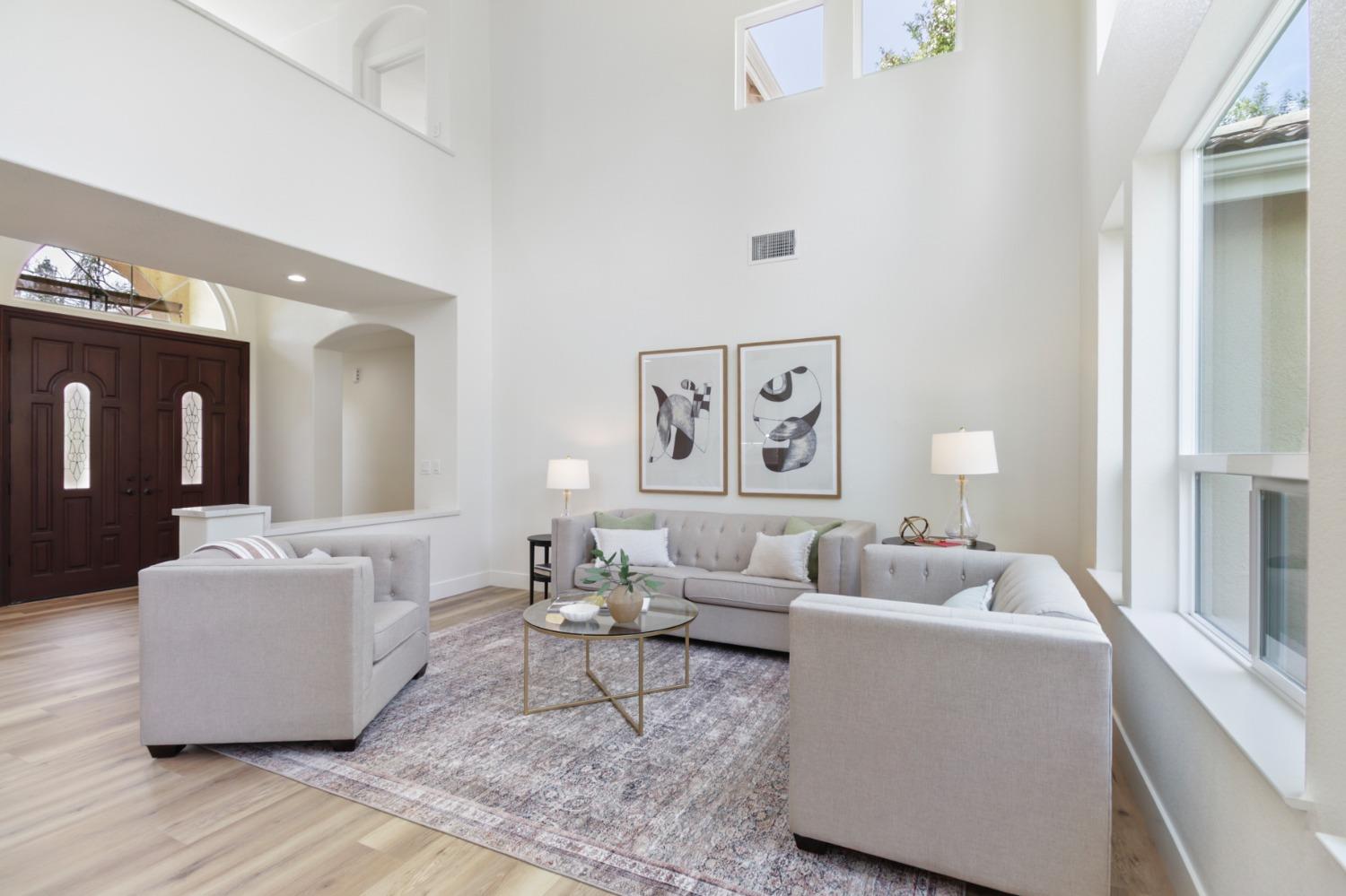 Detail Gallery Image 14 of 74 For 5501 Rogers St, Davis,  CA 95618 - 5 Beds | 3 Baths