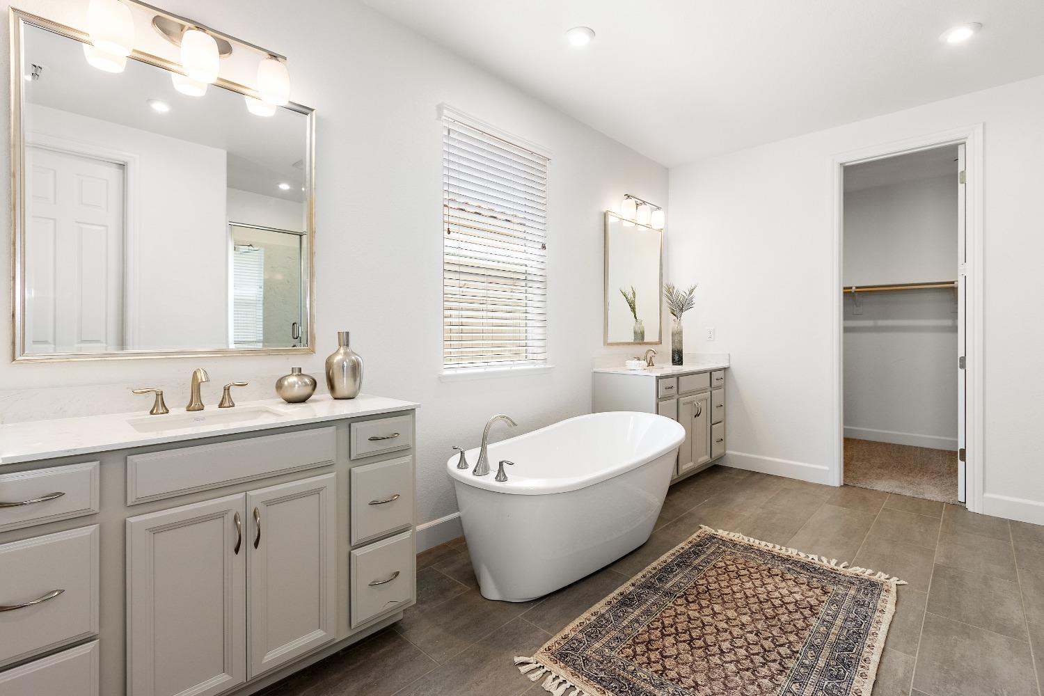 Detail Gallery Image 36 of 88 For 1667 Ball Pl, Woodland,  CA 95776 - 4 Beds | 4 Baths