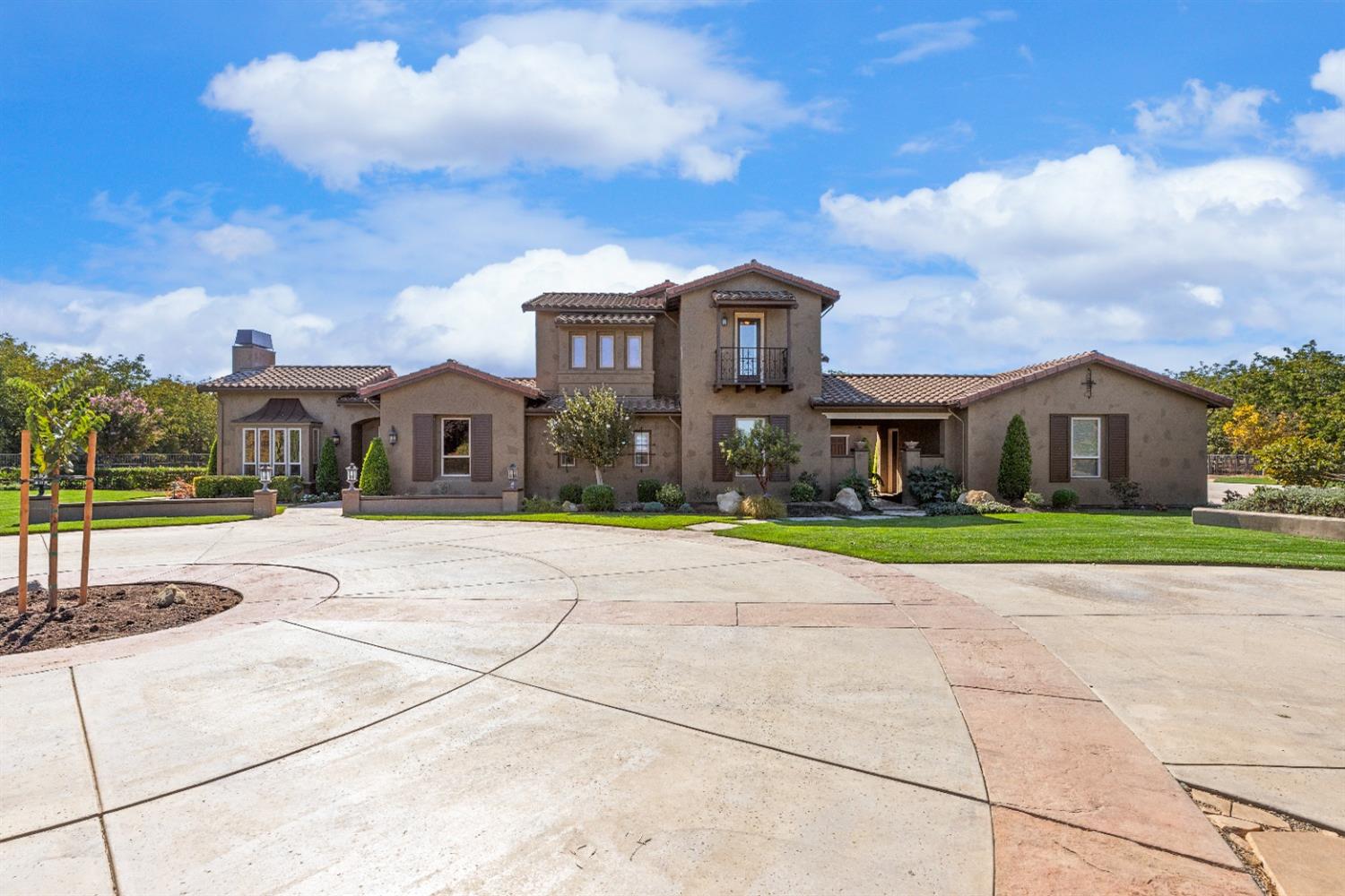 Detail Gallery Image 1 of 79 For 618 Elfers Rd, Patterson,  CA 95363 - 5 Beds | 5/1 Baths