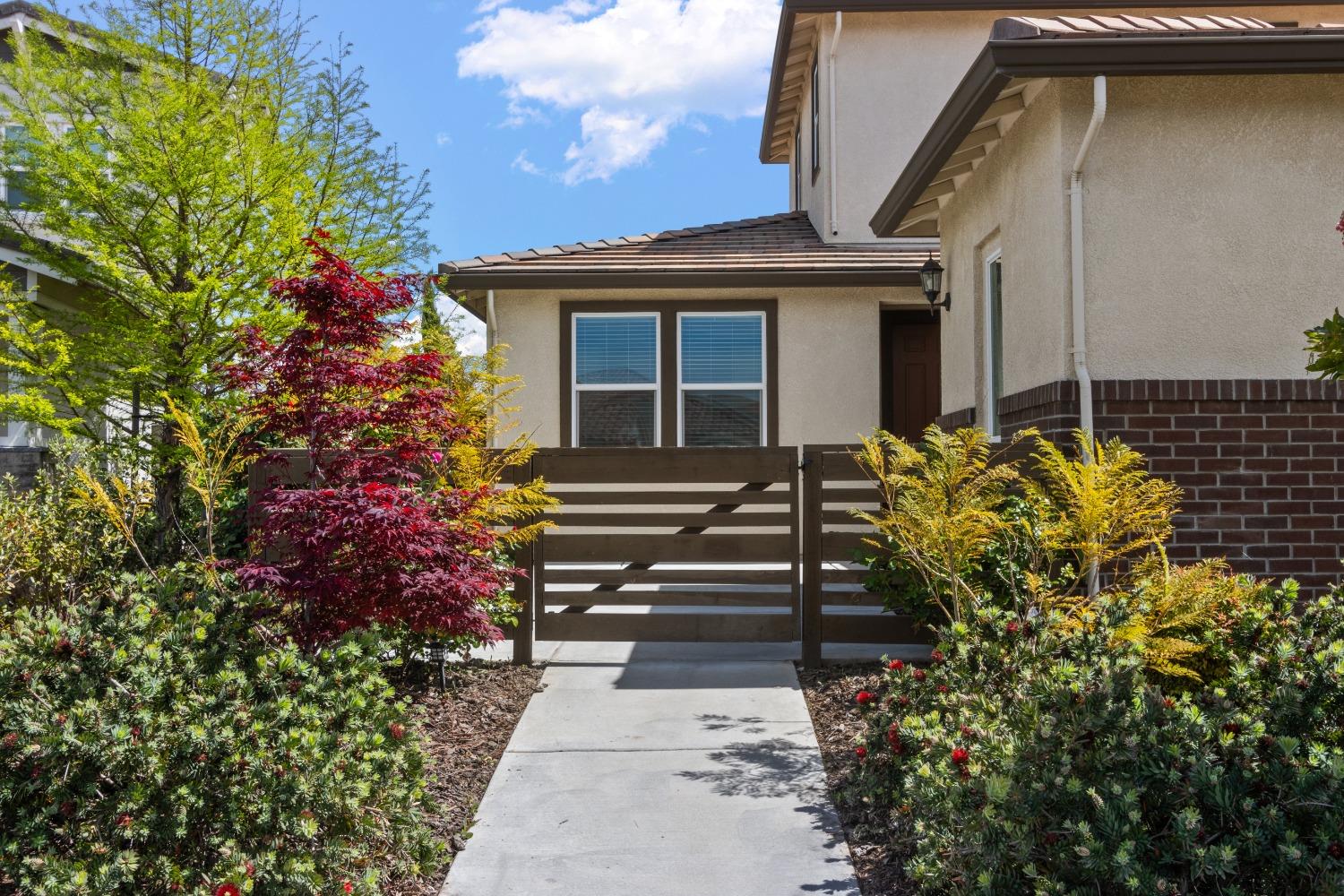 Detail Gallery Image 10 of 88 For 1667 Ball Pl, Woodland,  CA 95776 - 4 Beds | 4 Baths