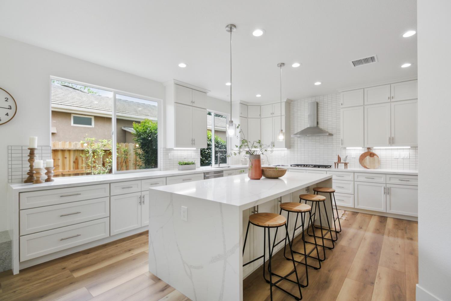 Detail Gallery Image 24 of 74 For 5501 Rogers St, Davis,  CA 95618 - 5 Beds | 3 Baths