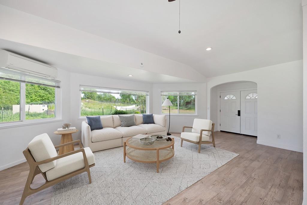 Detail Gallery Image 15 of 72 For 5800 Wilkinson Ln, Burson,  CA 95252 - 3 Beds | 3 Baths