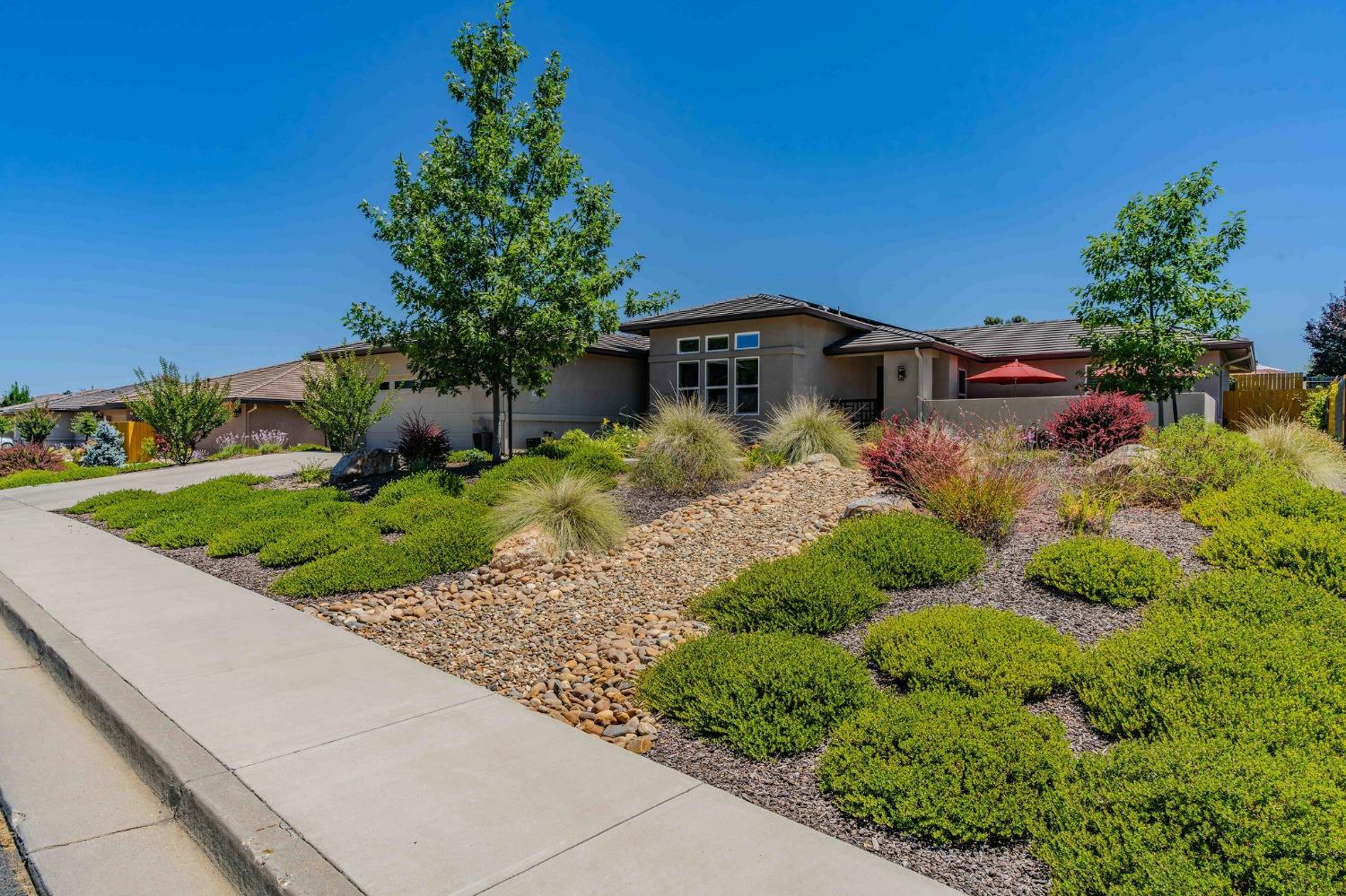 Detail Gallery Image 1 of 77 For 151 Emerald Ln, Jackson,  CA 95642 - 3 Beds | 2 Baths