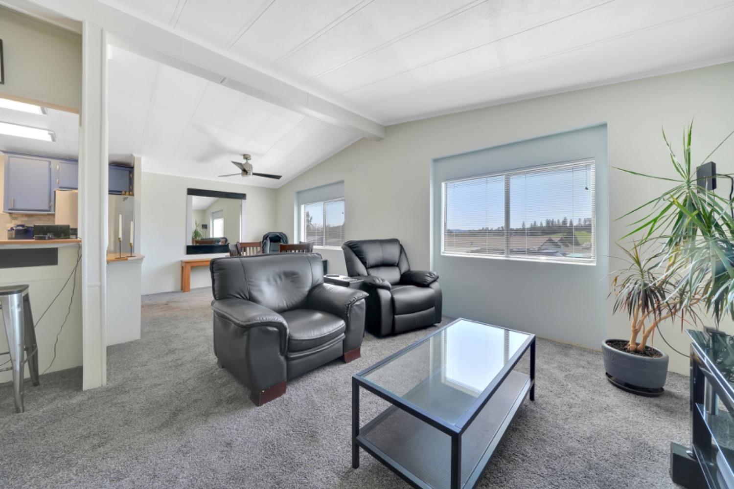 Detail Gallery Image 9 of 29 For 20 Rollingwood 19, Jackson,  CA 95642 - 2 Beds | 2 Baths