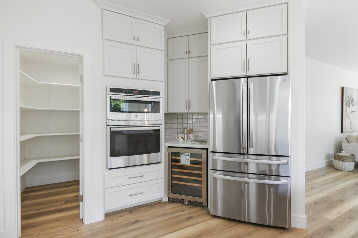 Detail Gallery Image 31 of 74 For 5501 Rogers St, Davis,  CA 95618 - 5 Beds | 3 Baths