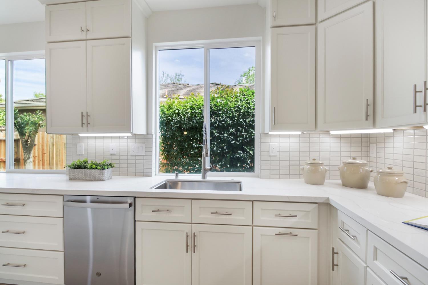 Detail Gallery Image 26 of 74 For 5501 Rogers St, Davis,  CA 95618 - 5 Beds | 3 Baths