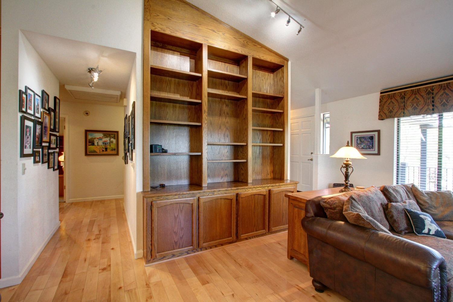 Sunset Ridge Drive, Auburn, California image 8