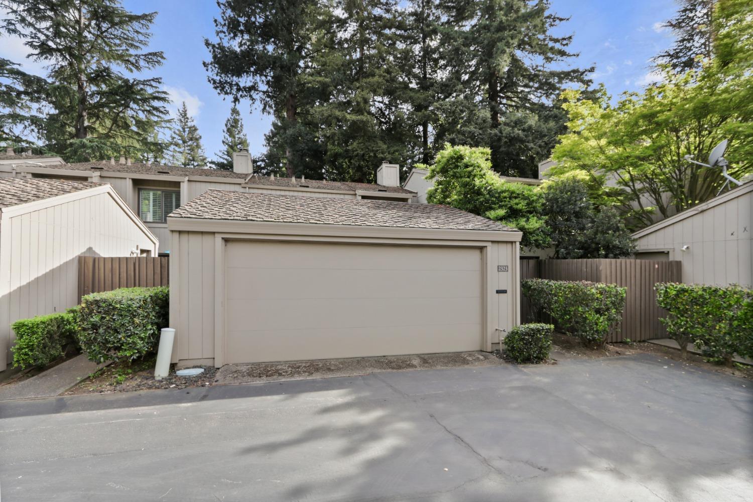Photo #40: 225023652 Listing: Photo #40