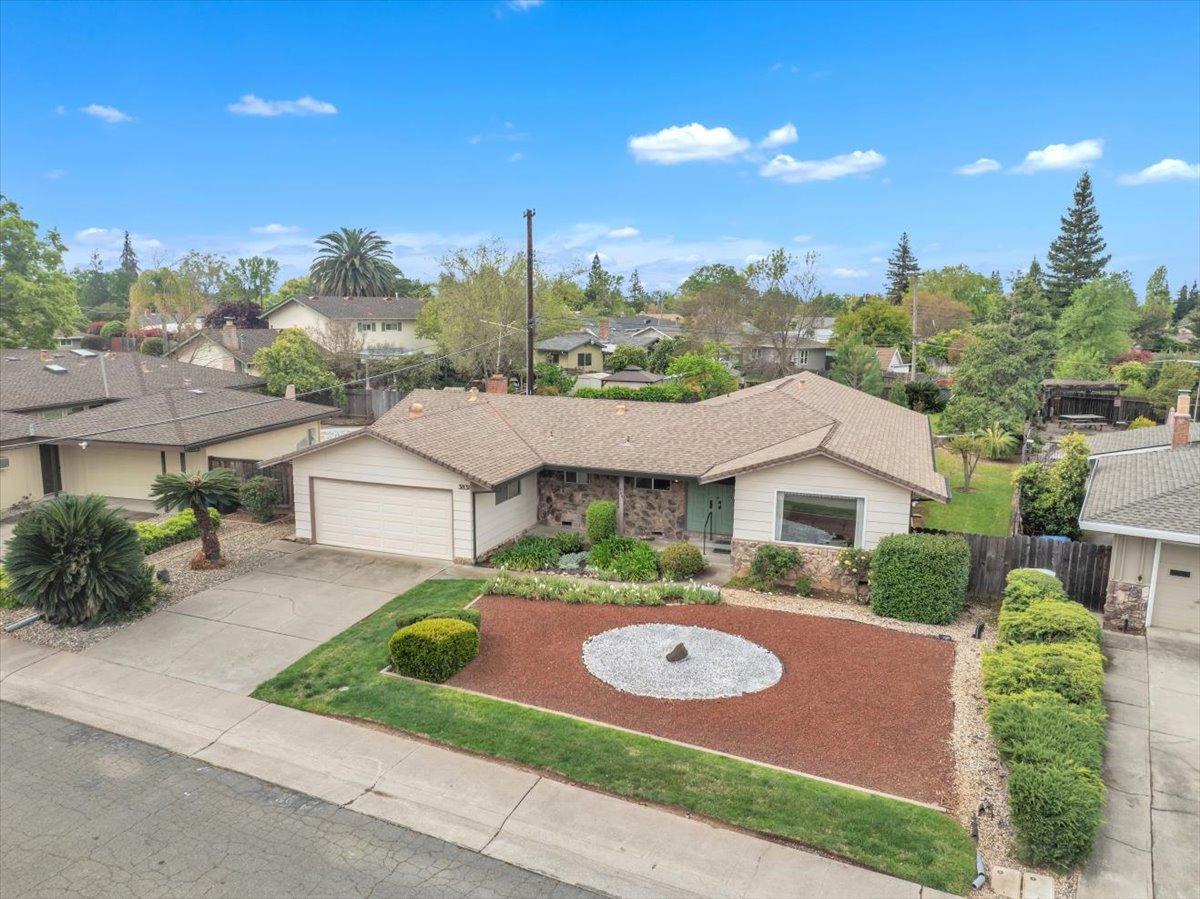 Mission Avenue, Carmichael, California image 34