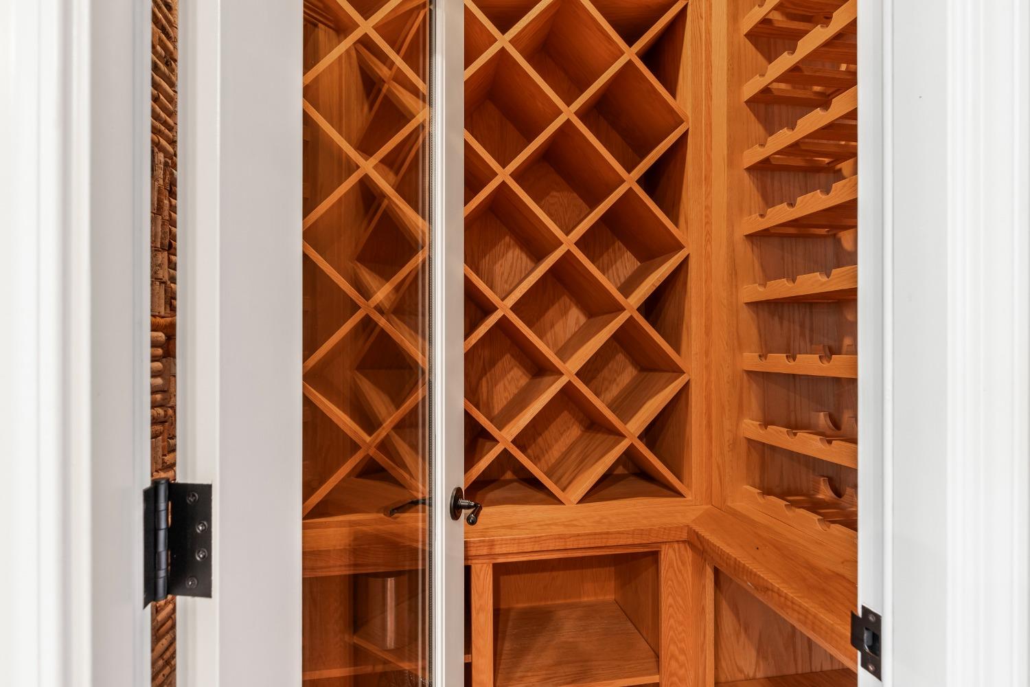 Detail Gallery Image 30 of 97 For 10407 Cimarron Trl, Oakdale,  CA 95361 - 4 Beds | 4/1 Baths