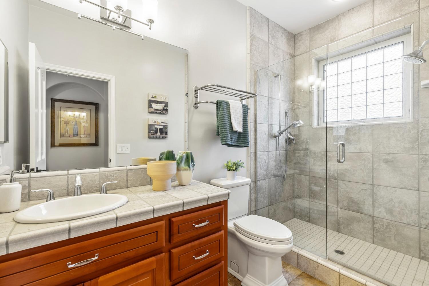 Detail Gallery Image 34 of 97 For 10407 Cimarron Trl, Oakdale,  CA 95361 - 4 Beds | 4/1 Baths
