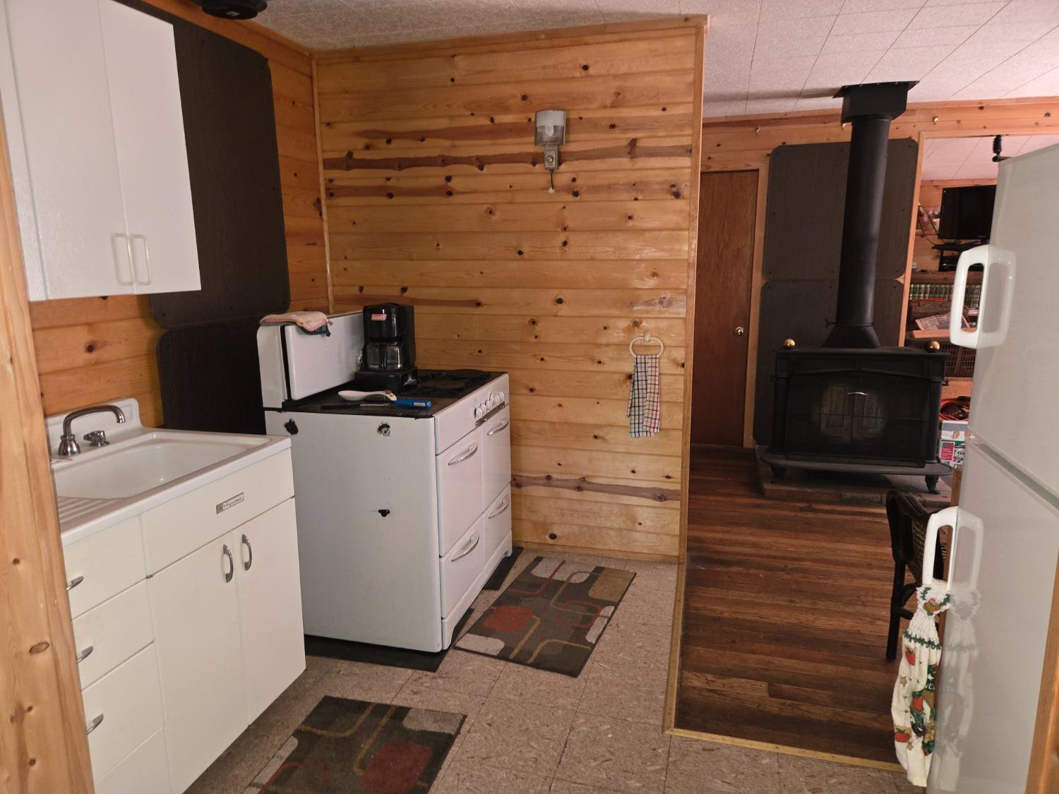 Detail Gallery Image 8 of 27 For 0 Forest Route 7n42, West Point,  CA 95255 - 1 Beds | 1 Baths