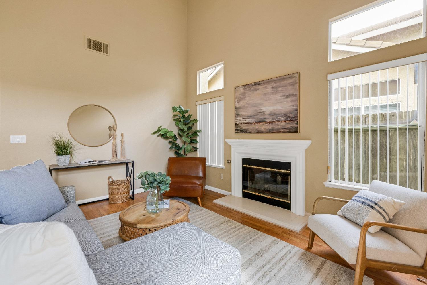 Spring Azure Way, Elk Grove, California image 18