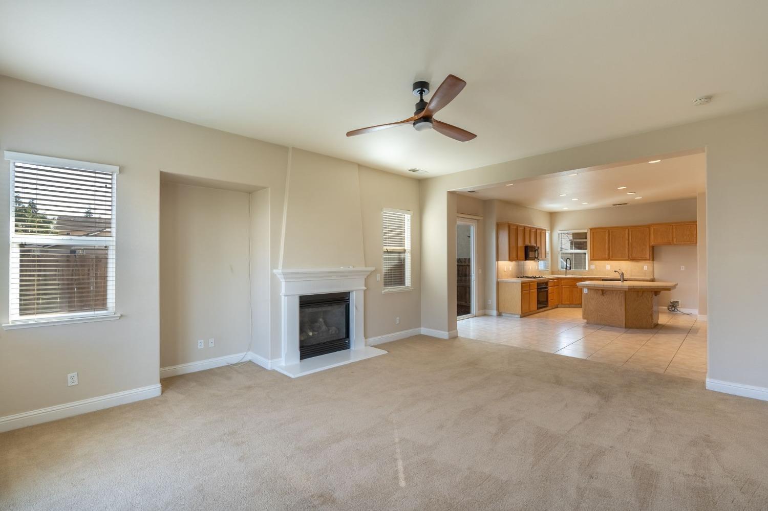 Detail Gallery Image 12 of 31 For 1730 Paola Ln, Manteca,  CA 95337 - 4 Beds | 2 Baths