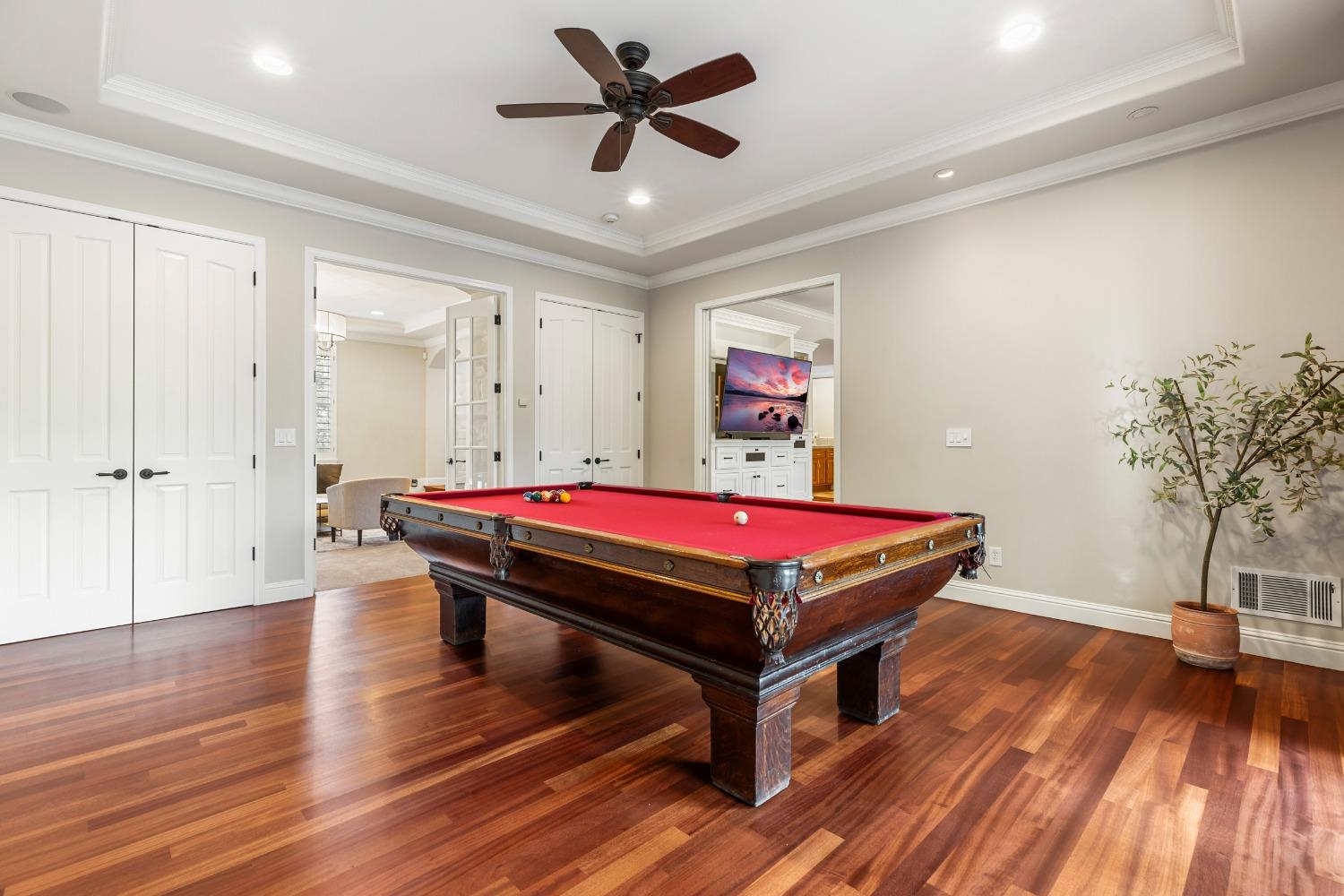 Detail Gallery Image 20 of 97 For 10407 Cimarron Trl, Oakdale,  CA 95361 - 4 Beds | 4/1 Baths