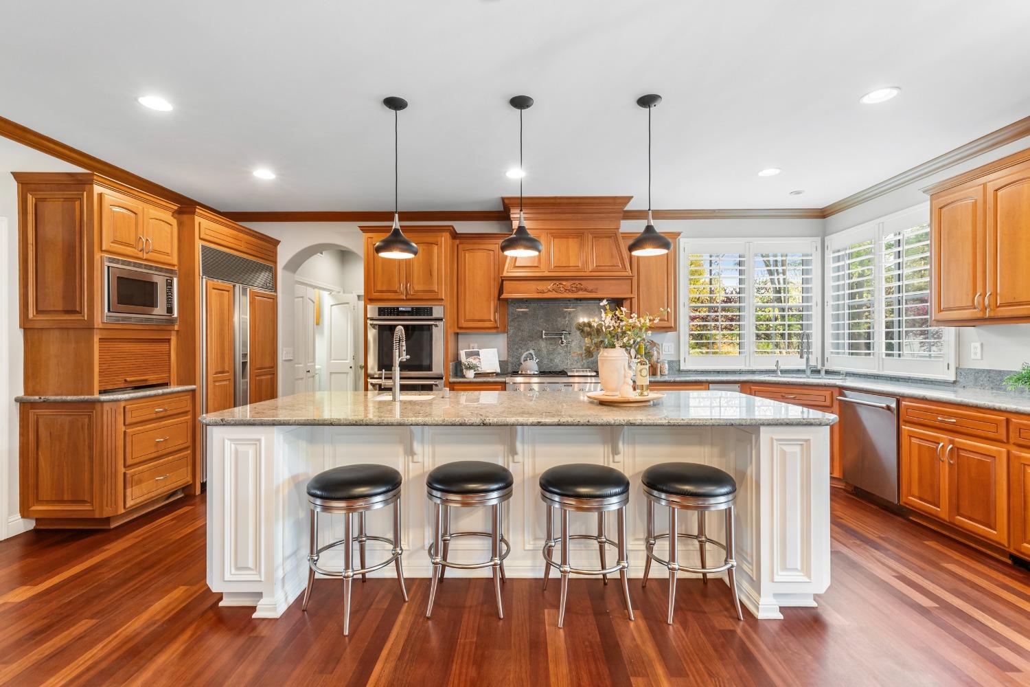 Detail Gallery Image 28 of 97 For 10407 Cimarron Trl, Oakdale,  CA 95361 - 4 Beds | 4/1 Baths