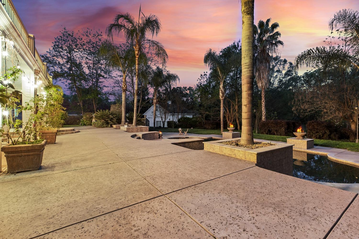 Detail Gallery Image 78 of 97 For 10407 Cimarron Trl, Oakdale,  CA 95361 - 4 Beds | 4/1 Baths
