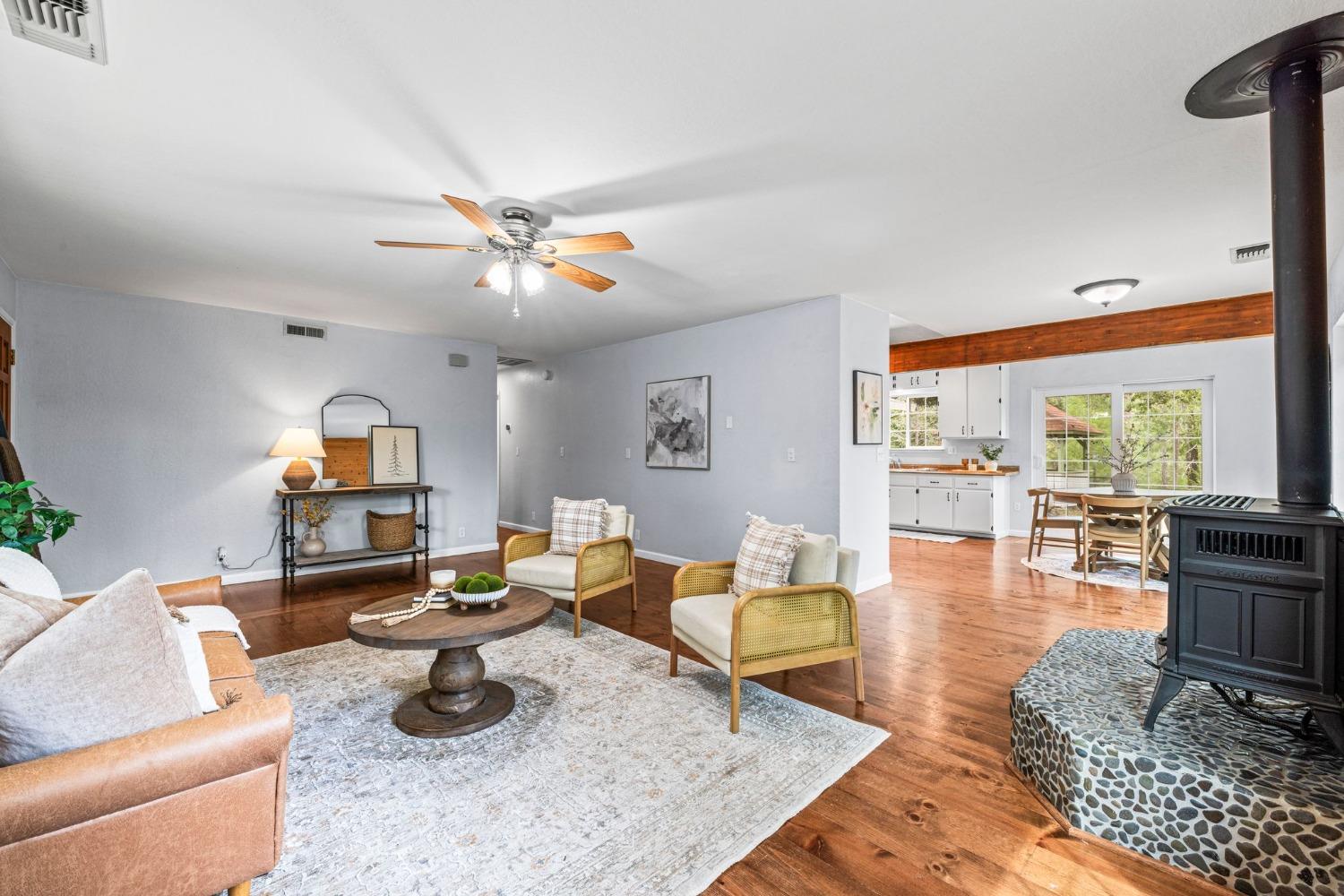 Detail Gallery Image 12 of 82 For 26485 Rollins Lake Rd, Colfax,  CA 95713 - 2 Beds | 2 Baths