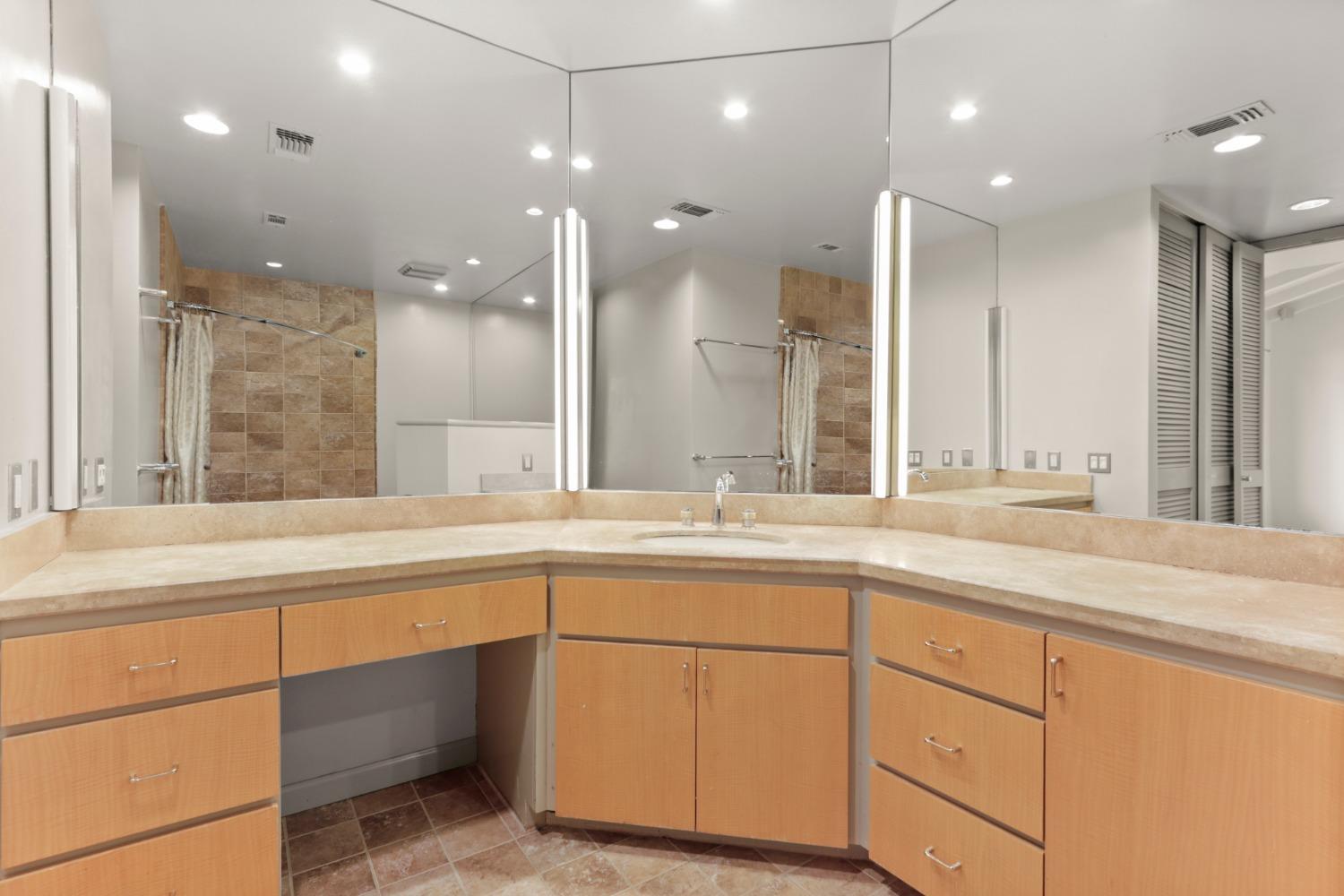 Photo #29: 225023652 Listing: Photo #29