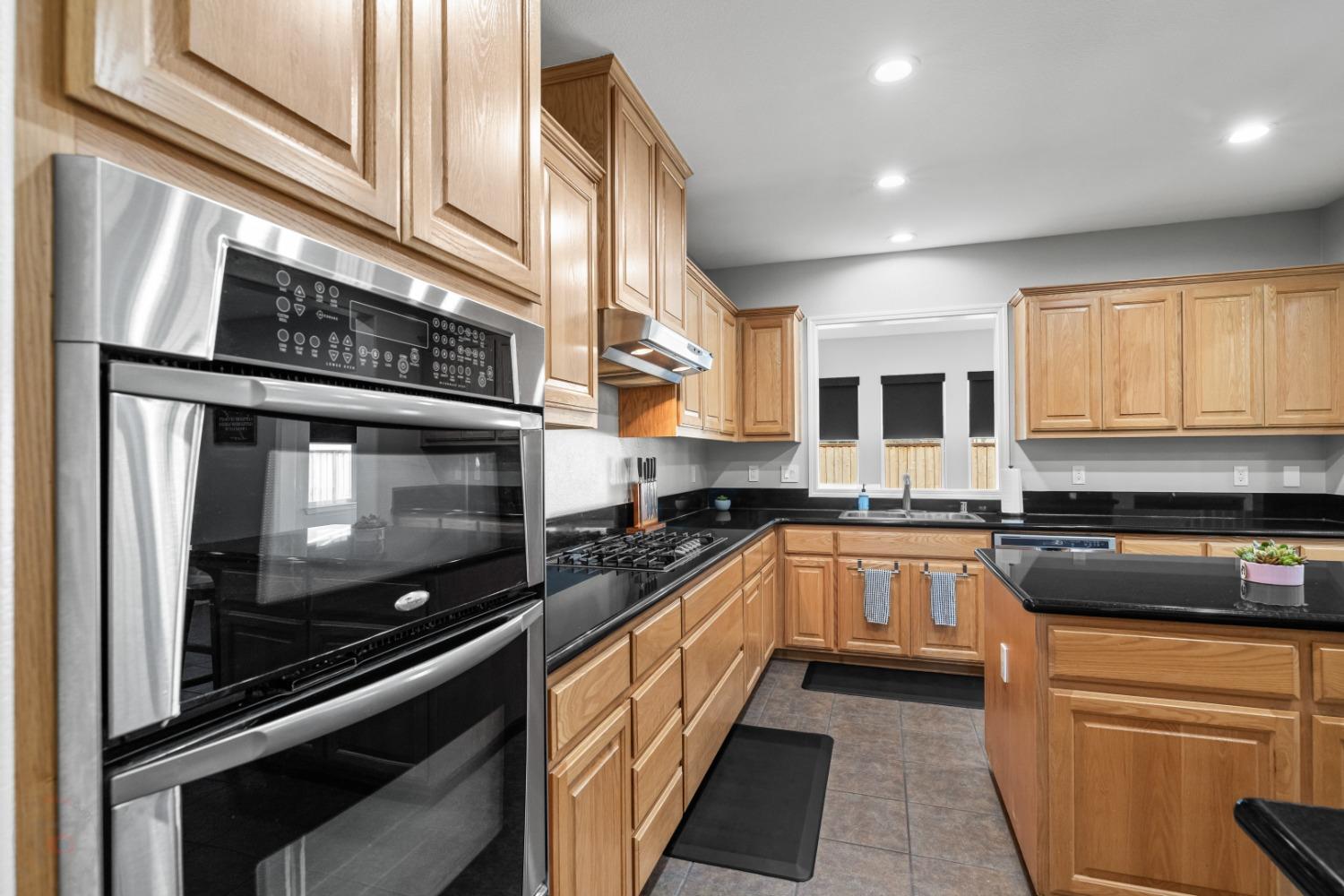 Detail Gallery Image 28 of 92 For 2323 Greger St, Oakdale,  CA 95361 - 4 Beds | 4 Baths