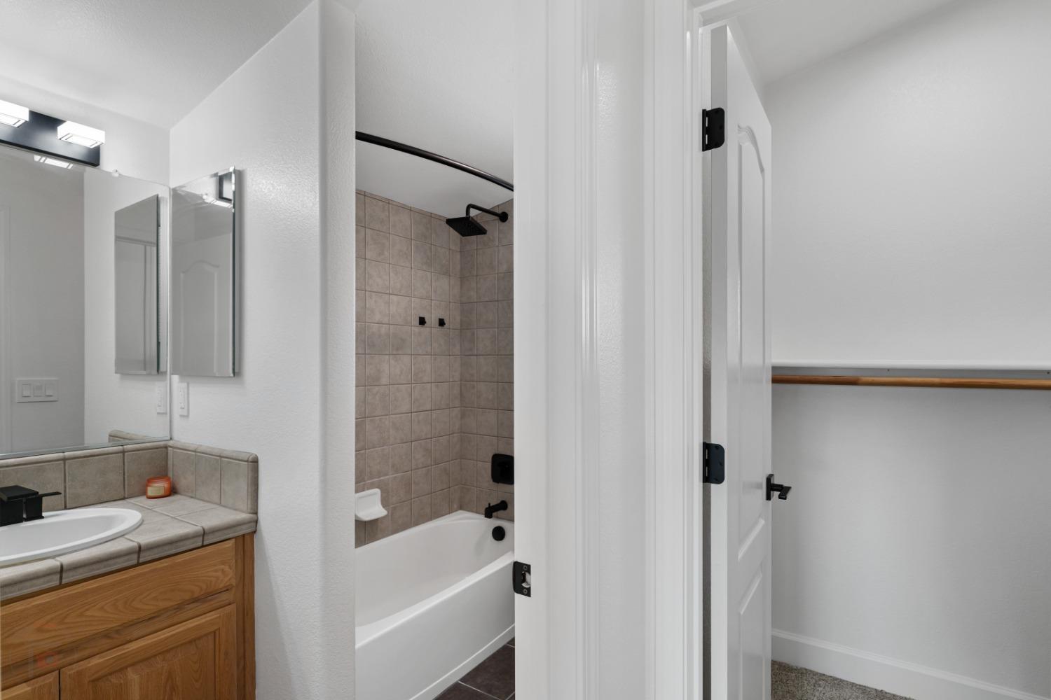 Detail Gallery Image 82 of 92 For 2323 Greger St, Oakdale,  CA 95361 - 4 Beds | 4 Baths