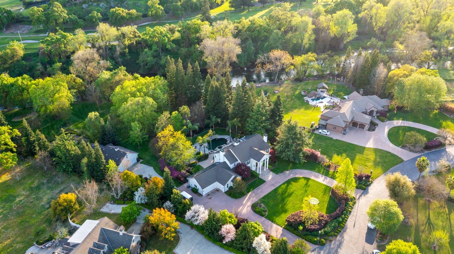 Detail Gallery Image 90 of 97 For 10407 Cimarron Trl, Oakdale,  CA 95361 - 4 Beds | 4/1 Baths