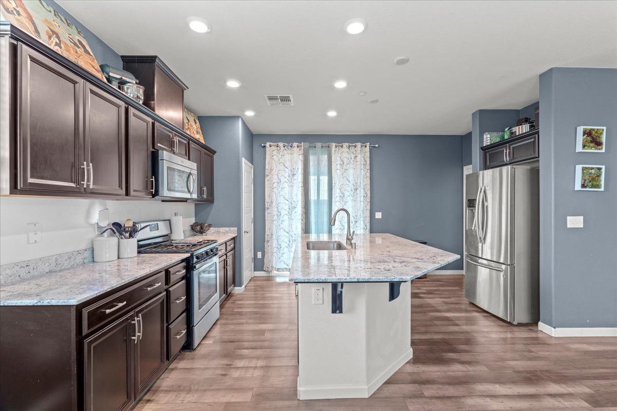 Detail Gallery Image 15 of 27 For 2201 Novi Dr, Riverbank,  CA 95367 - 3 Beds | 2/1 Baths